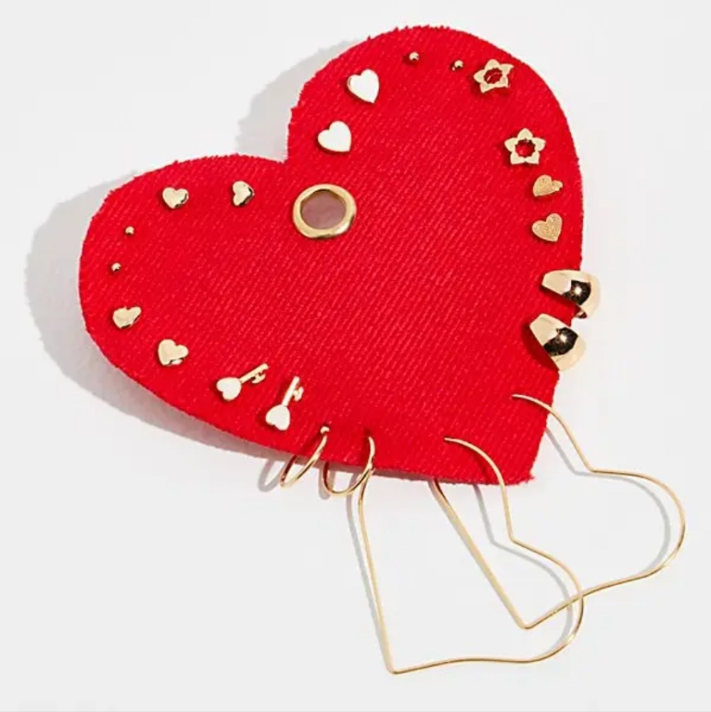Free People NWT studs heart on fire earrings set gold